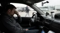 Aire d’autoroute : services utiles, pauses sécurité et pièges à éviter